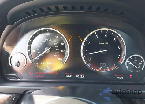 2015 BMW 550I xDrive из США, поврежденный, VIN WBAKP9C56FD693879